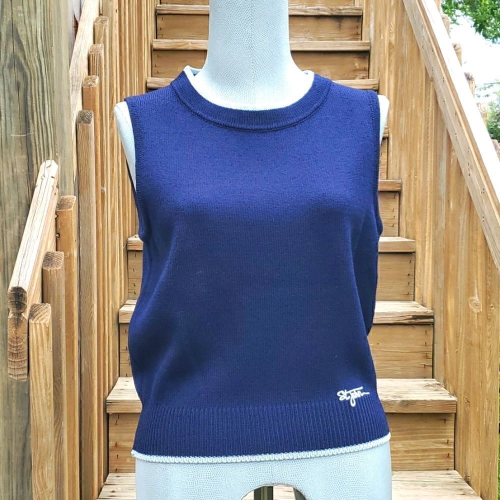 St. John Sport | Embroidered Knit Sweater Vest